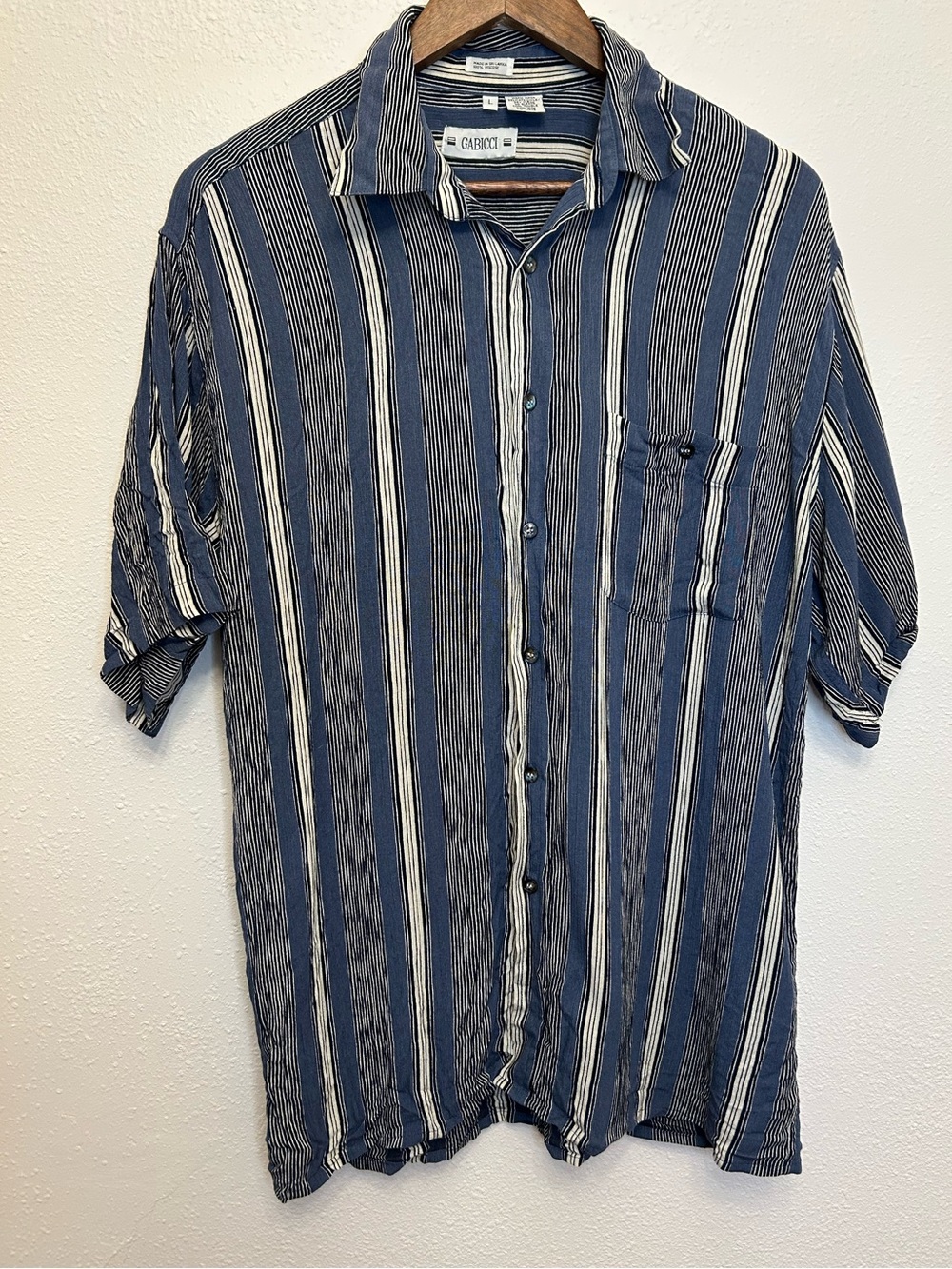 Gabicci Blue, Black, and White Striped Collared Button Down Shirt Size L